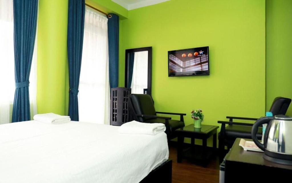 Hotel Access Nepal Катманду Екстериор снимка