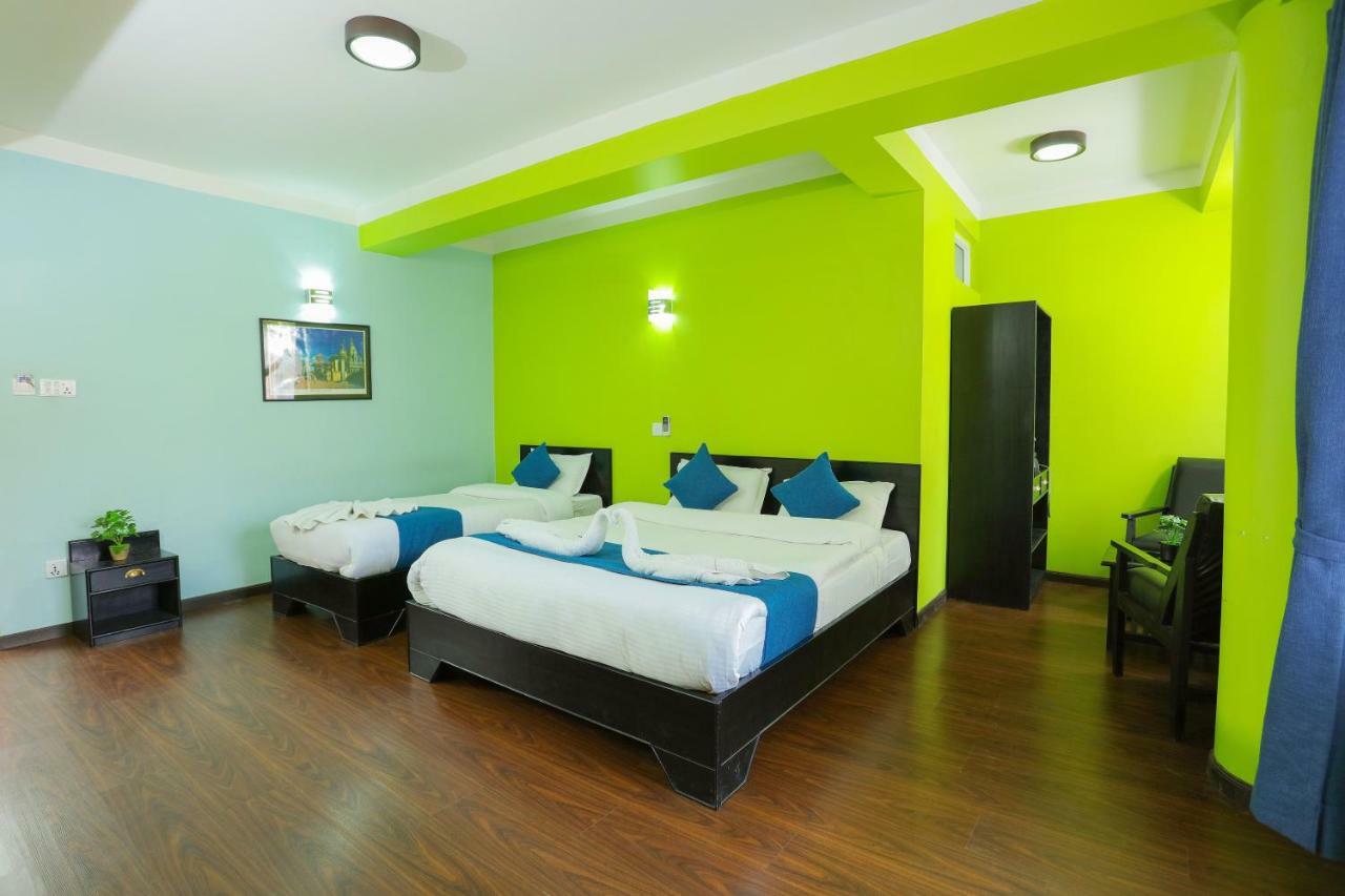Hotel Access Nepal Катманду Екстериор снимка
